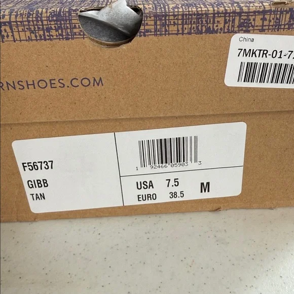 Born Gibb High Shaft Boots - Leather, Wide Calf (For Women) Size 7.5 - Picture 10 of 10